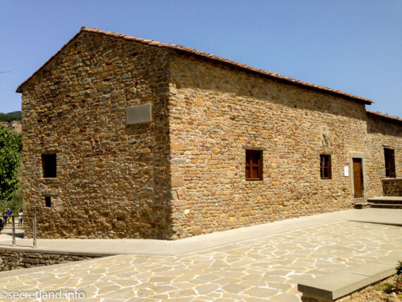 Casa natale di Leonardo — Дом, в котором родился Леонардо да Винчи