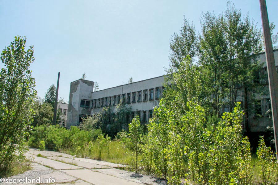 Administrative building of the radar Duga