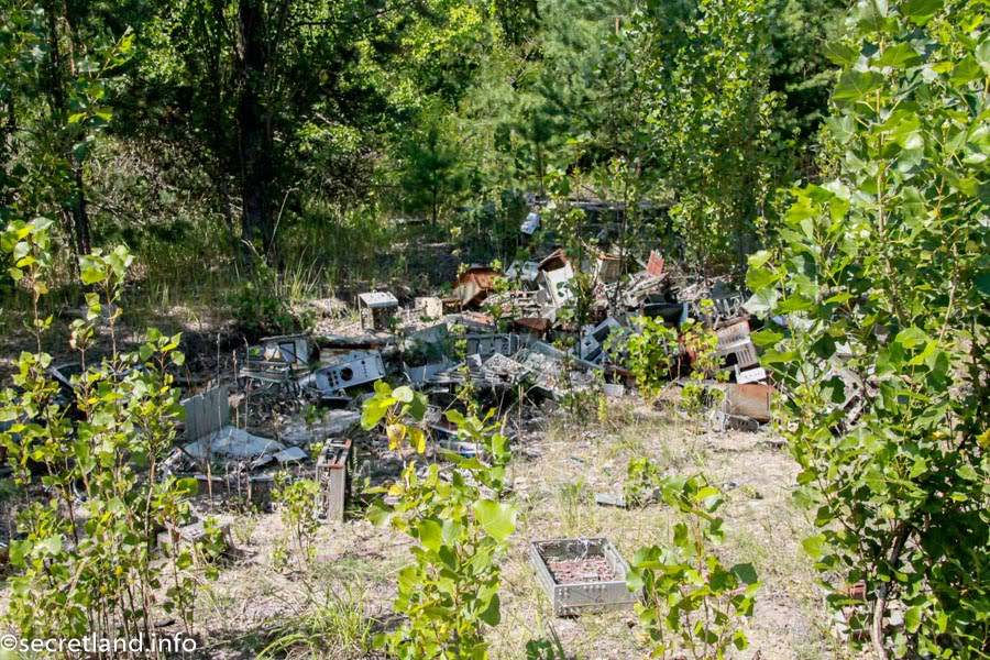 The remains of the equipment of the Duga complex