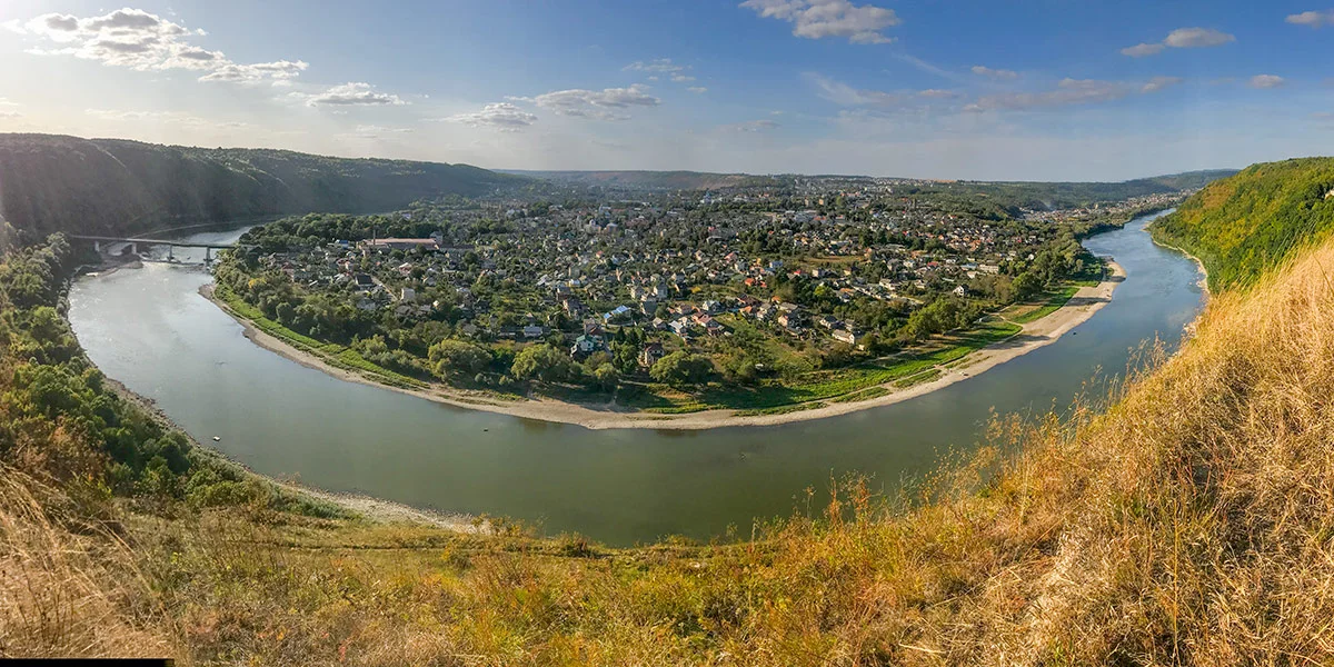 Панорама Залещиков