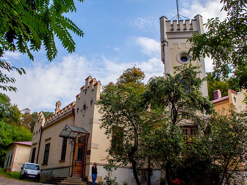 Будинок куркового братства