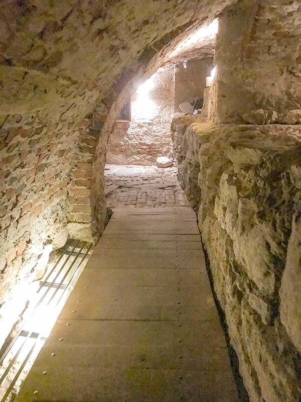 Подземелья Иезуитов