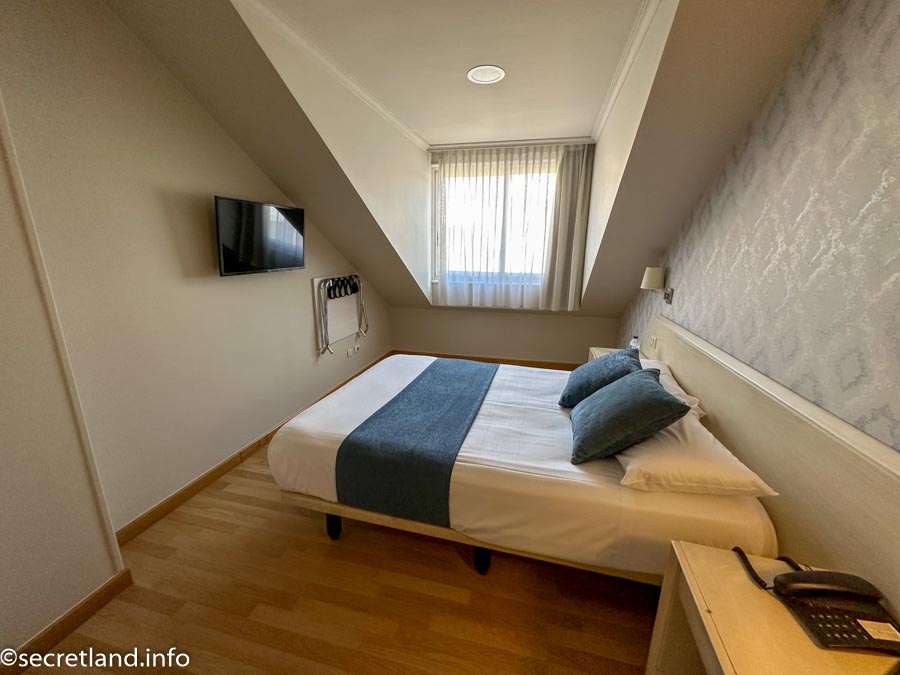 Single room at Hotel Atlántico Vigo