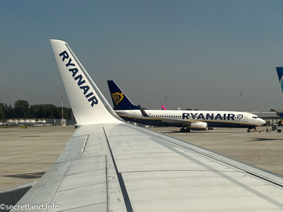 RYANAIR