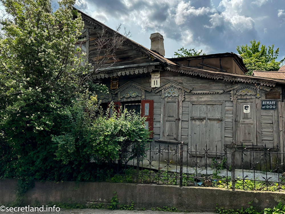Старовинний будинок на Олегівській