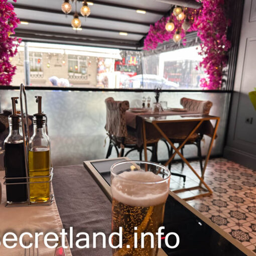 Esto ресторан