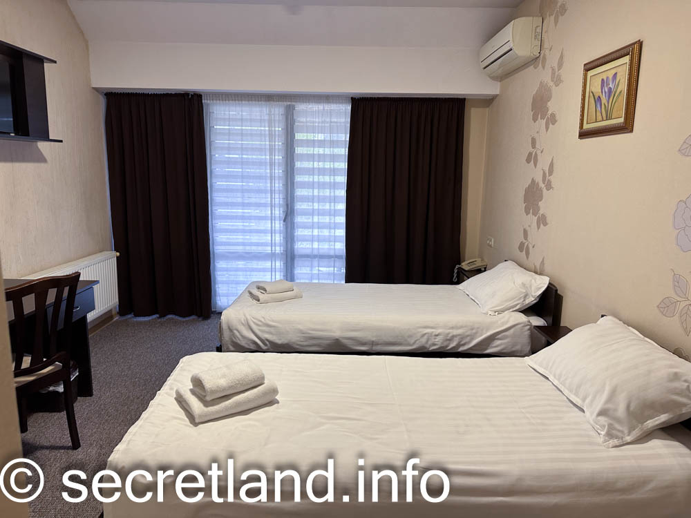TipTop Hotel