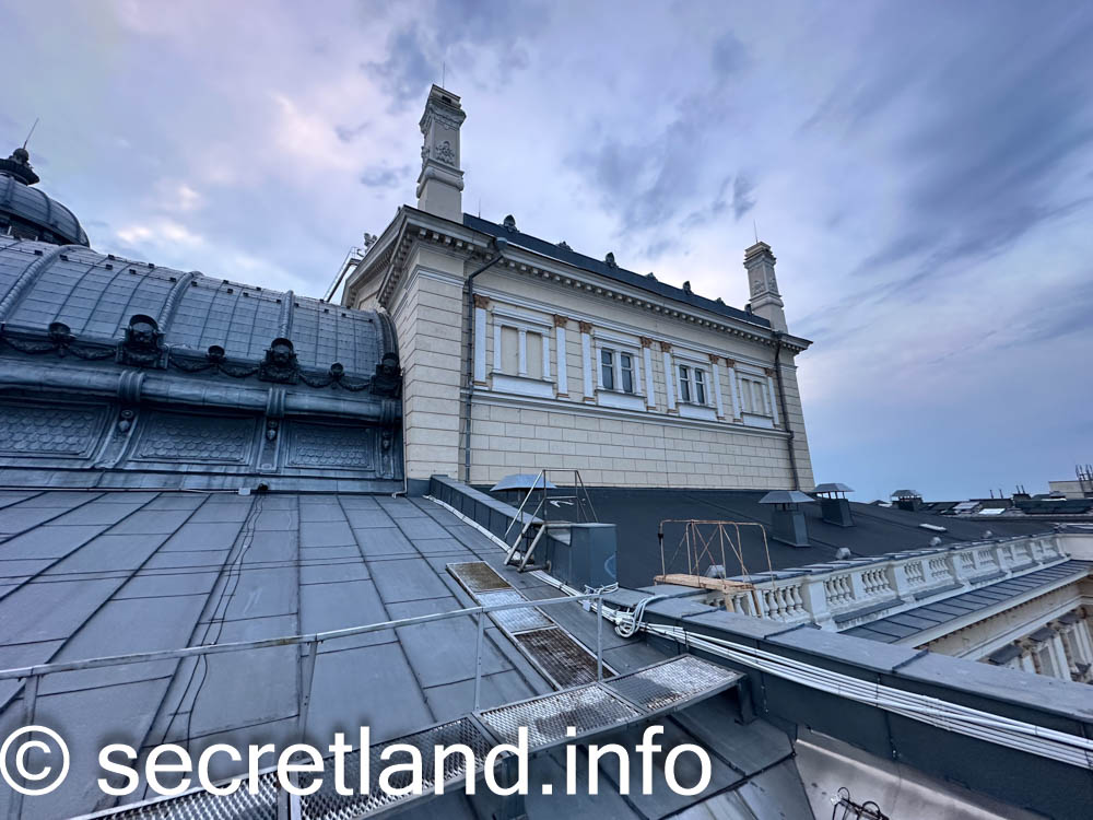 Дах Оперного театру